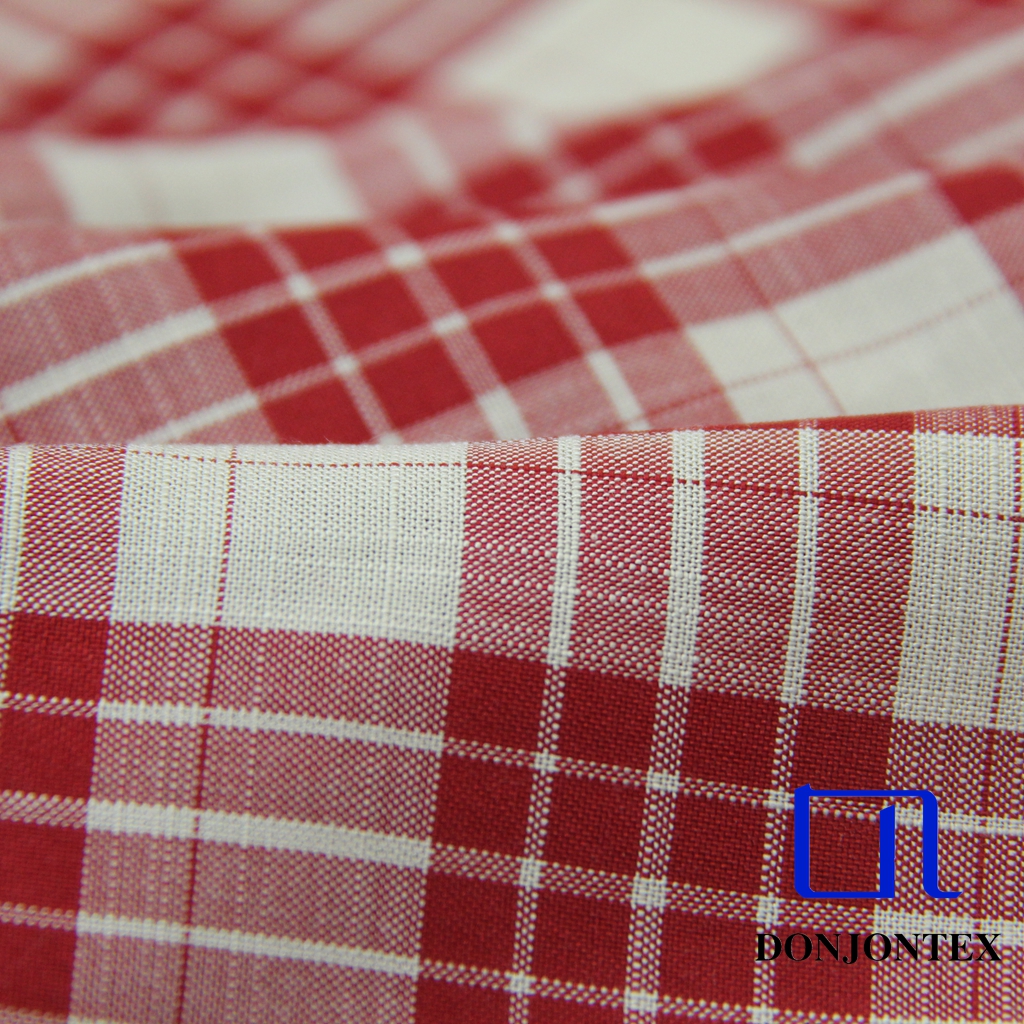 Designer Choice Yarn Dyed Polyester Rayon Check Fabric for Women Dress or Bed Sheets