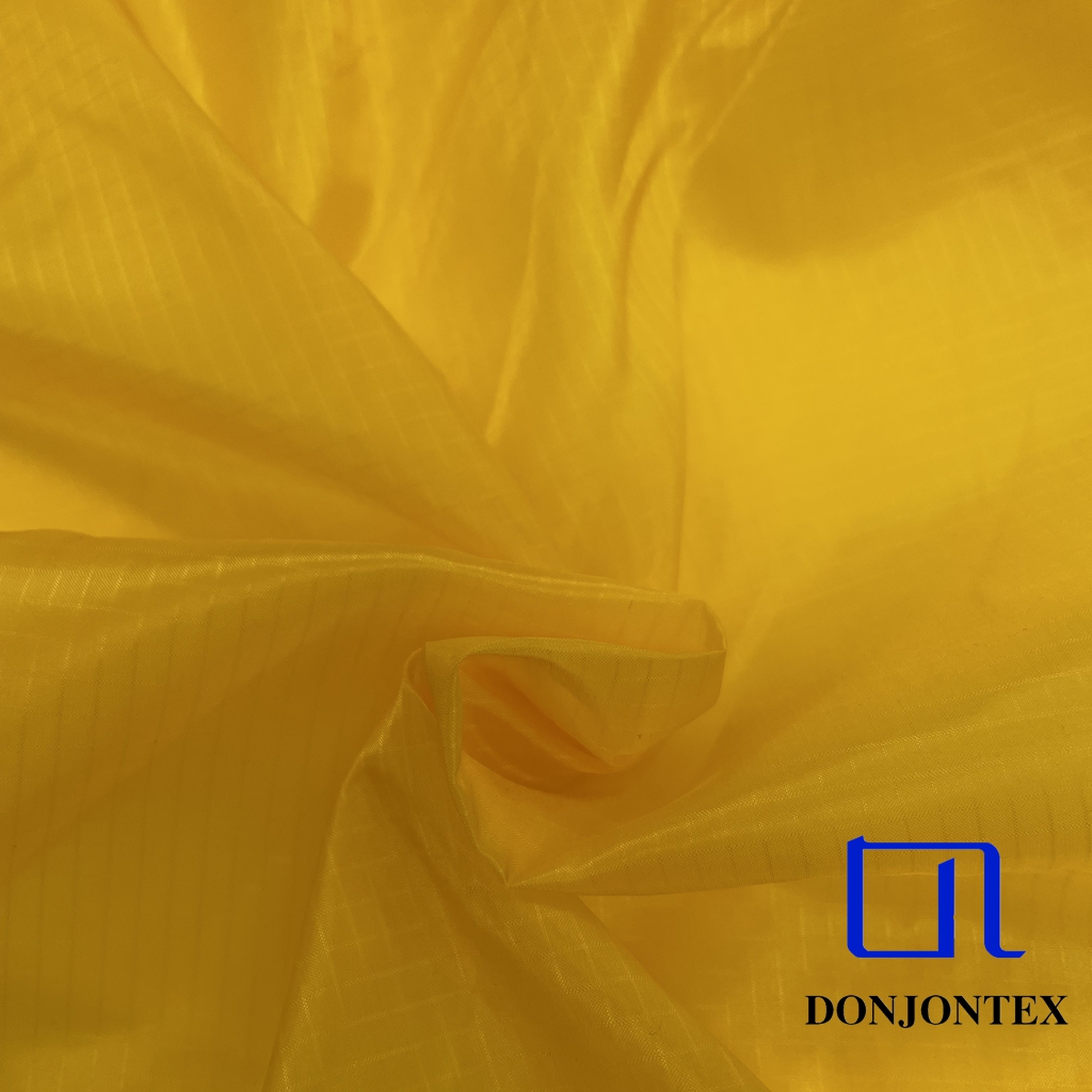 Hot Sale Anti-wrinkle Water Proof 260T Nylon Taffeta Ripstop Fabric for Down-proof Jacket