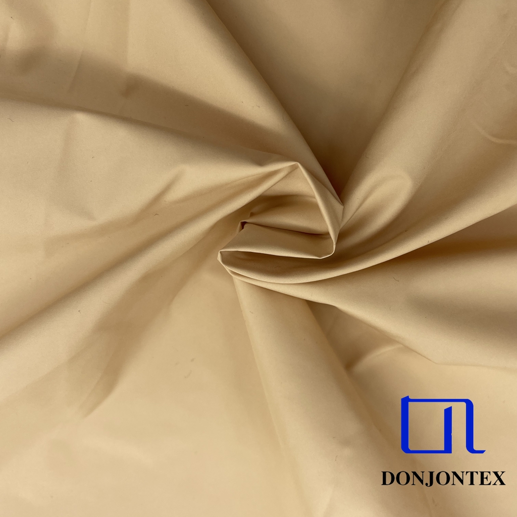Hot Sale 100% Polyester Pongee Fabric with Waterproof and Down Proof for Outdoor Sleeping Bag