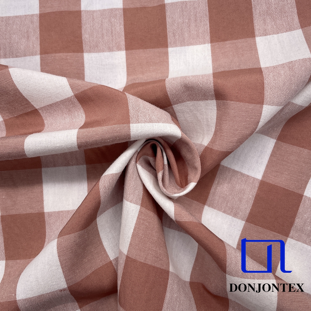 High Quality Yarn Dyed Polyester Cotton Check Fabric for Women Dress or Bed Sheets