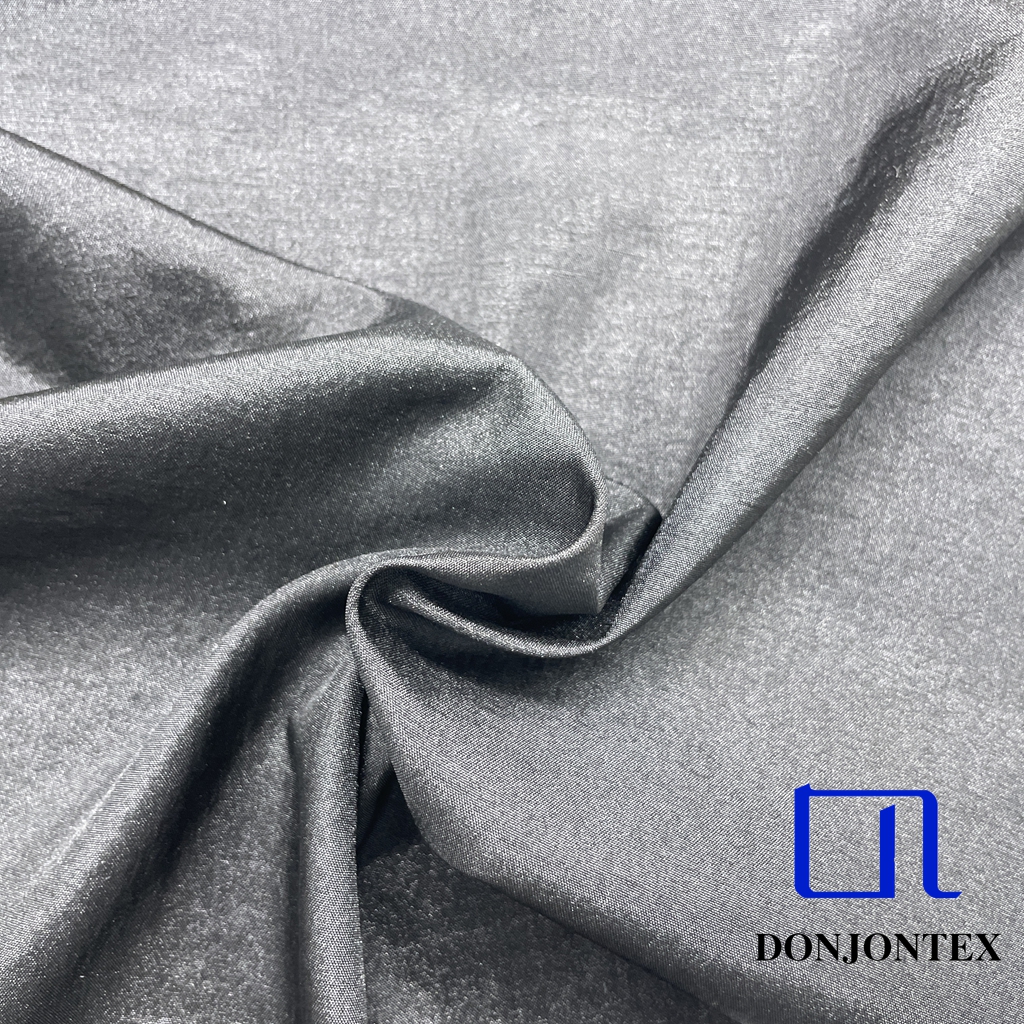 Soft Touch 210T Nylon Shiny Wrinkle Taffeta Fabric Plain Dyed with Waterproof Breathable for Garment and Lining