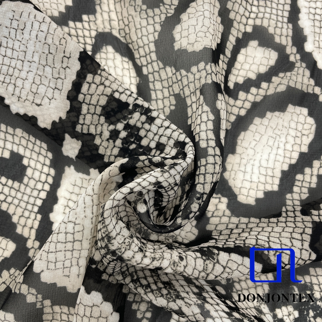 2025 New Design Oeko-Tex Standard 100% Recycled Polyester Chiffon Fabric with Python Print for Summer Weddings T-Shirts Dresses