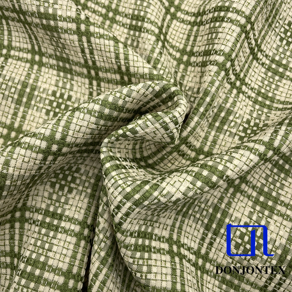 Latest Fashion 100% Polyester Lurex Woven Check Fabric with Soft Touch Feeling for Casual Dress and Home Textile