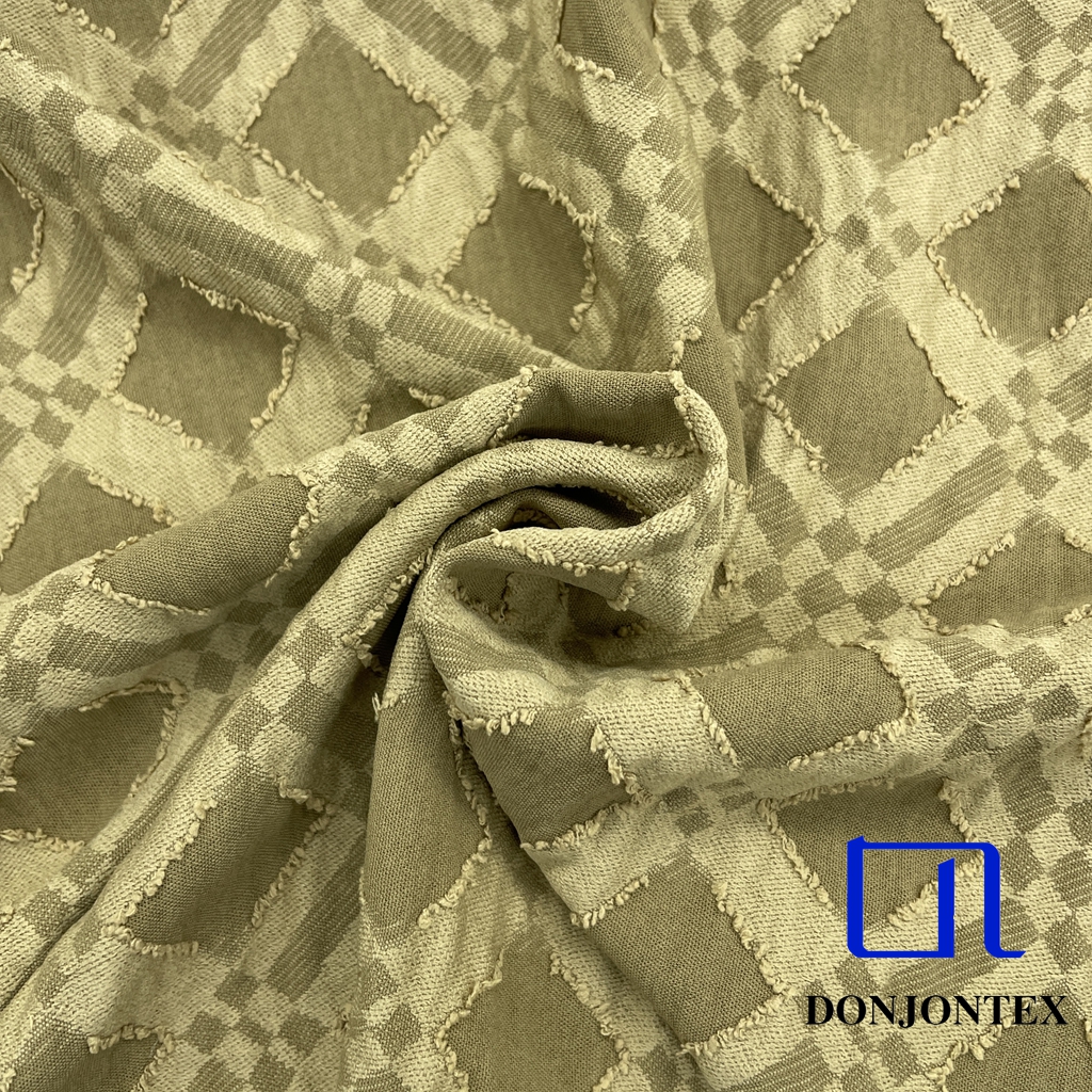 Premium Quality 100% Polyester Woven Check Fabric with Soft Touch Feeling for Casual Dress and Home Textile