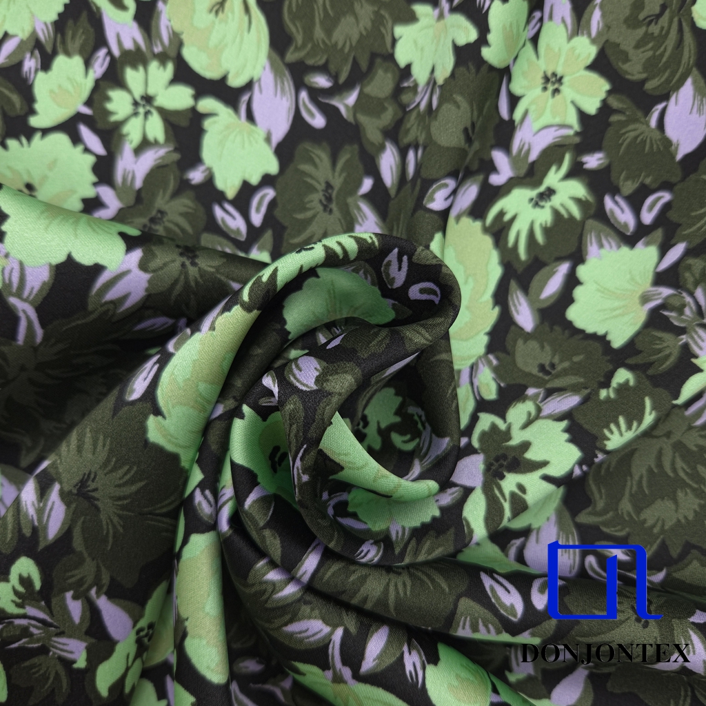 Hot Sale Oeko-Tex Standard Polyester Satin Fabric Soft Touch Stretch Plain Dyed for Girls for Garments & Sleepwear